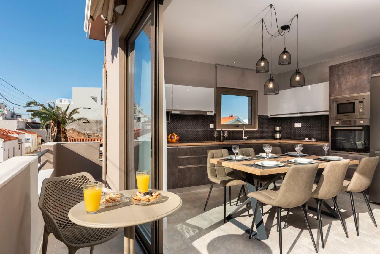 Mirma Luxury Apartment Hriszí Aktí Haniá Kültér fotó